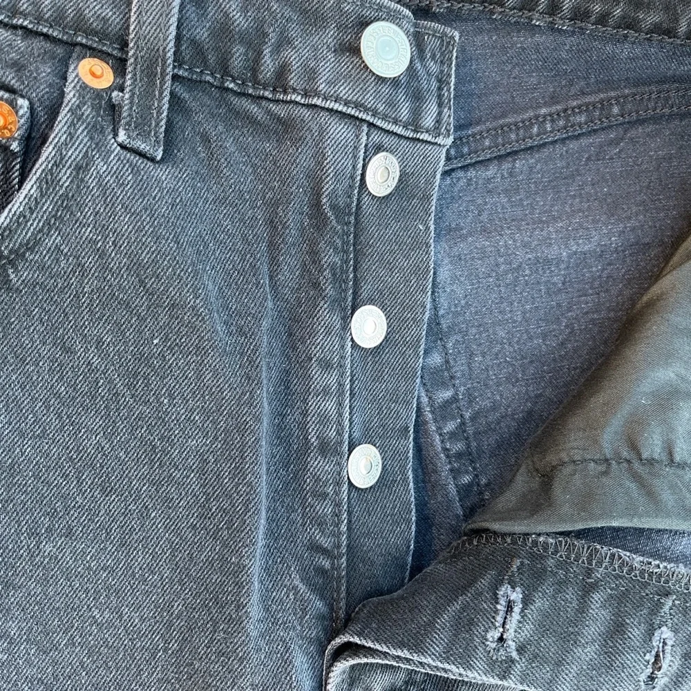 NWT Levi’s Premium Ribcage Bootcut Jeans in Black Lake - Picture 2 of 4